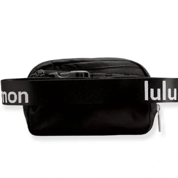 Lululemon Everywhere Belt Bag 
Wordmark ❤️ NWT - Picture 2 of 8